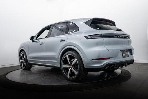 2025 Porsche Cayenne 