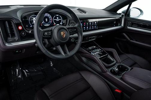 2025 Porsche Cayenne 
