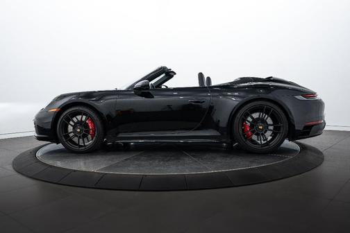 2024 Porsche 911 Carrera GTS