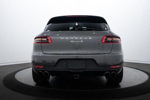 2015 Porsche Macan S