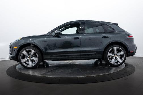 2025 Porsche Macan