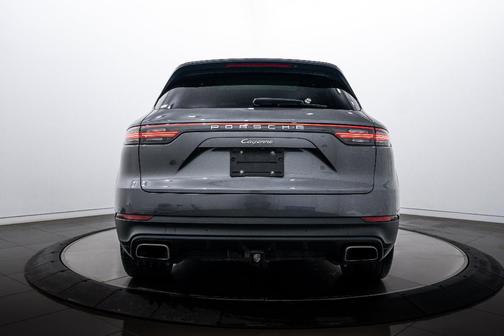 2021 Porsche Cayenne 