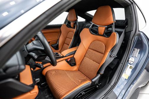 2024 Porsche 911 S/T