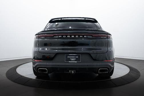 2024 Porsche Cayenne AWD