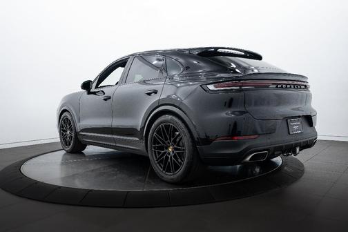 2024 Porsche Cayenne AWD