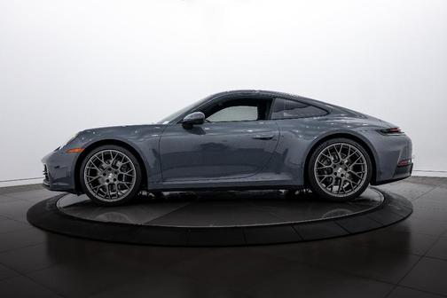 2025 Porsche 911 Carrera