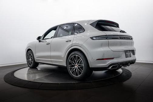 2026 Porsche Cayenne Base