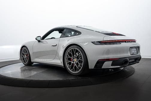 2024 Porsche 911 Carrera 4S