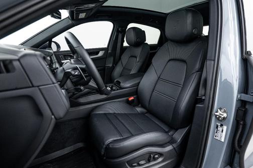 2026 Porsche Cayenne S Coupe AWD