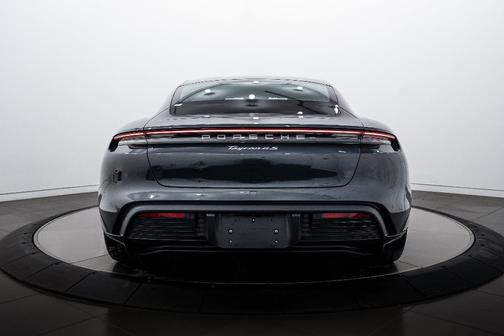 2024 Porsche Taycan 4S