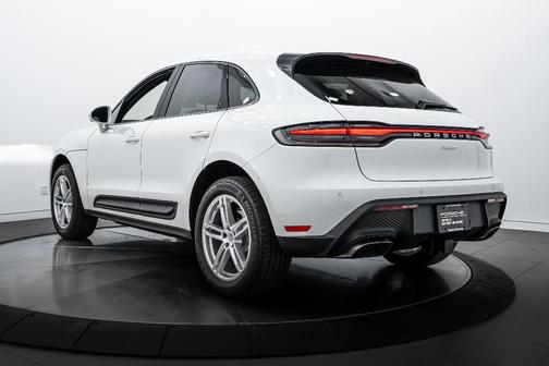 2025 Porsche Macan 