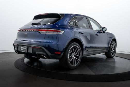 2025 Porsche Macan Macan