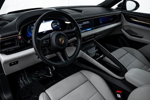 2024 Porsche Macan Electric 4