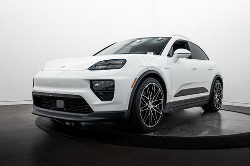 White 2025 Porsche Macan 4S