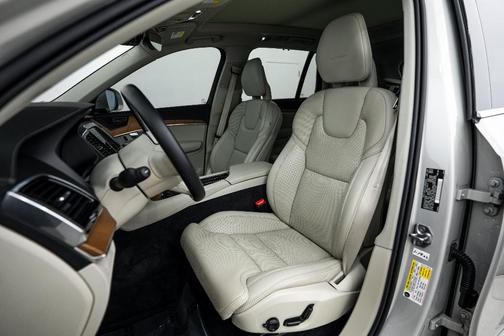 2020 Volvo XC90 T6 Inscription 6 Passenger