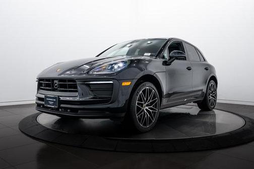 2022 Porsche Macan 