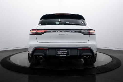 2025 Porsche Macan S