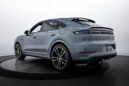 2026 Porsche Cayenne Turbo
