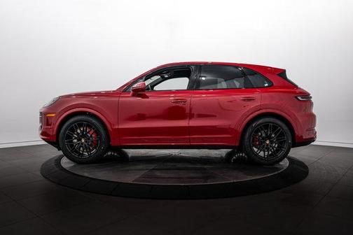 Carmine Red 2026 Porsche Cayenne S