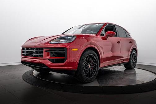Carmine Red 2026 Porsche Cayenne S