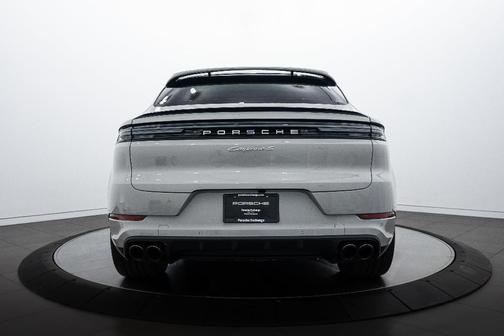 2025 Porsche Cayenne S Coupe AWD