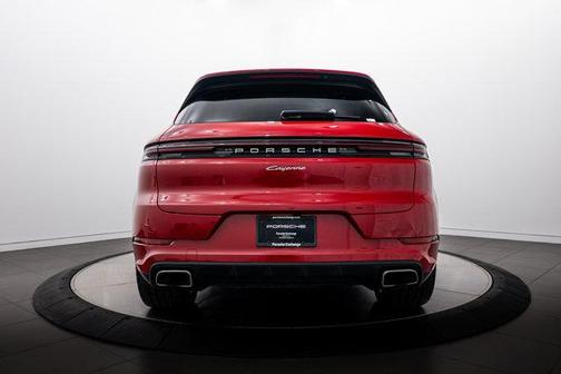 Carmine Red 2026 Porsche Cayenne