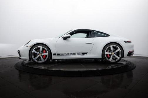 2022 Porsche 911 Carrera S