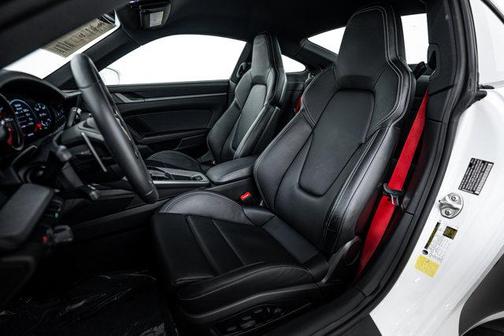 2022 Porsche 911 Carrera S