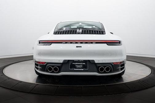 2022 Porsche 911 Carrera S