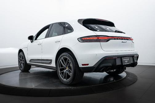 2025 Porsche Macan T