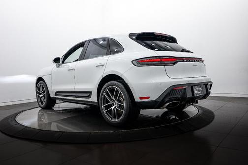 2025 Porsche Macan Macan