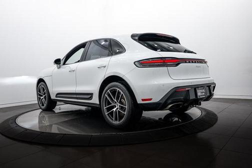 2025 Porsche Macan Macan