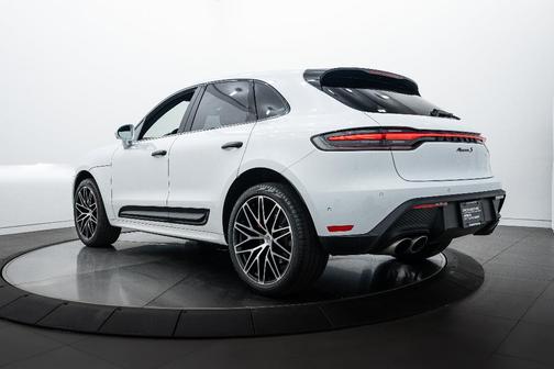 2022 Porsche Macan S