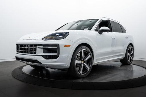 2024 Porsche Cayenne S