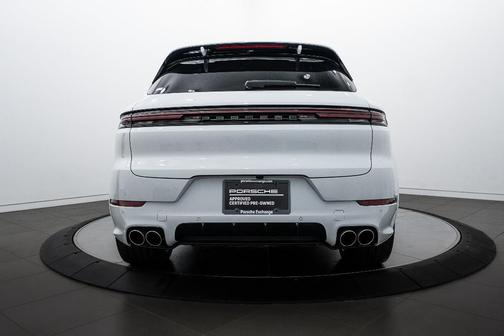 2024 Porsche Cayenne S
