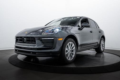 2026 Porsche Macan Base