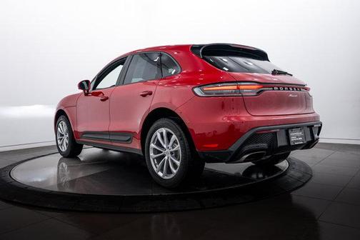 2026 Porsche Macan 