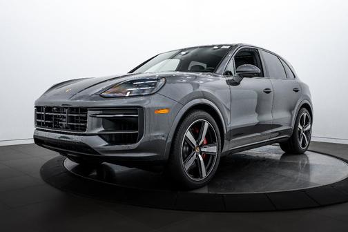 2025 Porsche Cayenne S