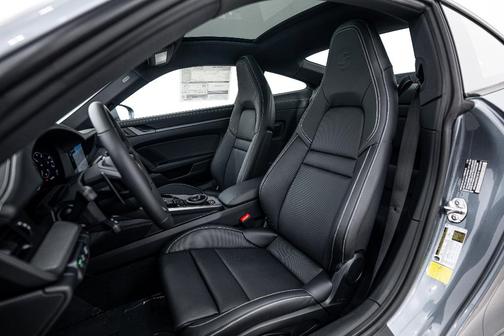 2026 Porsche 911 Carrera 4S