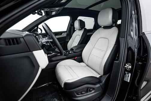2024 Porsche Cayenne