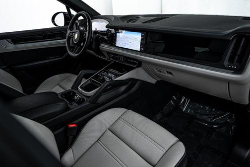 2024 Porsche Cayenne