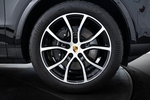 2024 Porsche Cayenne