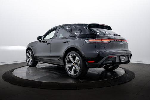 Jet Black Metallic 2026 Porsche Macan Base