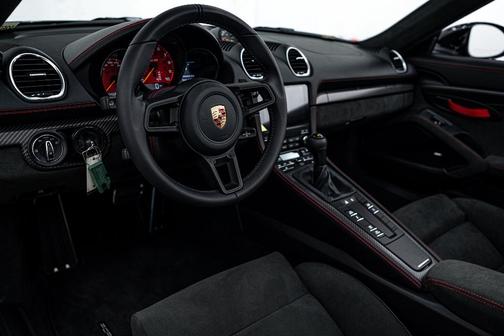 2025 Porsche 718 Spyder RS