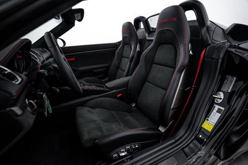 2025 Porsche 718 Spyder RS
