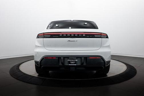 White 2026 Porsche Macan 4
