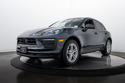 2025 Porsche Macan 