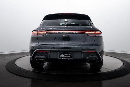 2025 Porsche Macan 