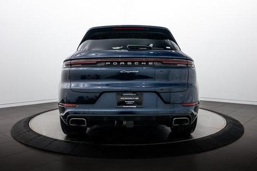 Blue Metallic 2026 Porsche Cayenne
