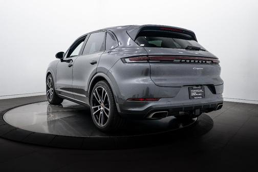 2025 Porsche Cayenne 
